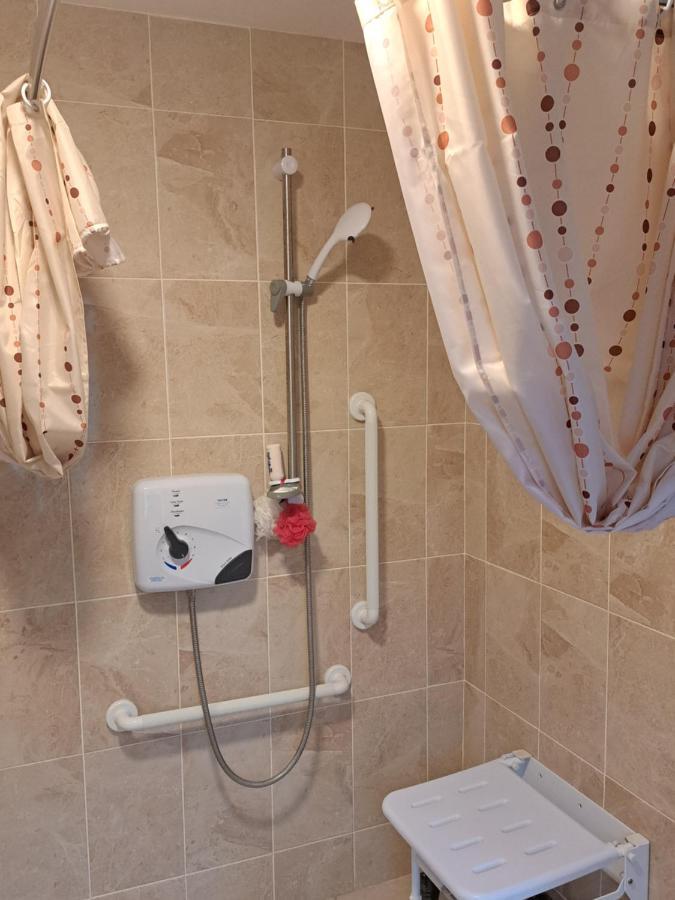 King Size Bed, Private Parking, Centrally Located Kilkenny Ngoại thất bức ảnh